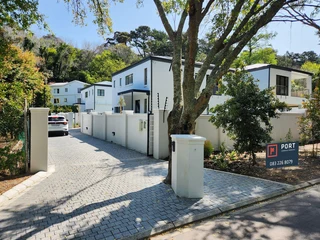 HONEYWOOD ESTATE | MINI GATED ESTATE | CONSTANTIA