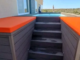 Above And In Ground Splash Pools