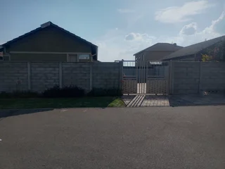 Rental - Ad posted by Thembani Soga