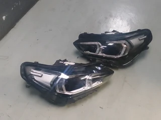 BMW X1 U11 headlights