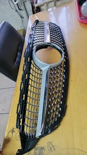 W205 Diamond Grill 2020