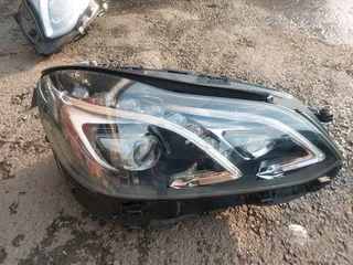 W212 FACE-LIFT HEADLIGHT