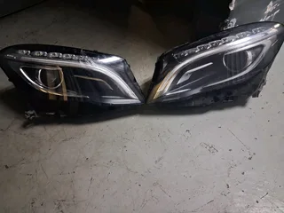 W156 Gla Bio Xenon Headlights