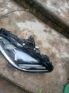 BMW F74 HEADLIGHTS