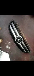 W213 E CLASS GRILL