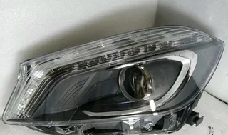 B200 BIO XENON HEADLIGHTS