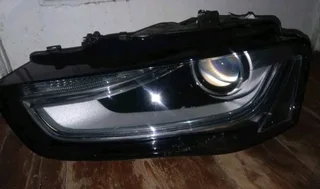 Audi A4 B8 Headlights