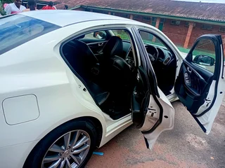 NISSAN INFINITY Q50 2.0T