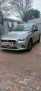 Mazda 2 skyactive 2017