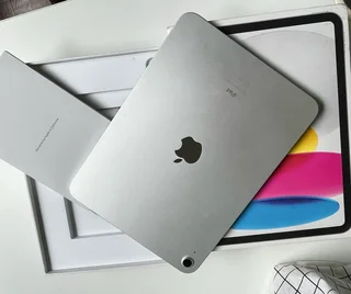 iPad 10th Gen 256GB WiFi Only