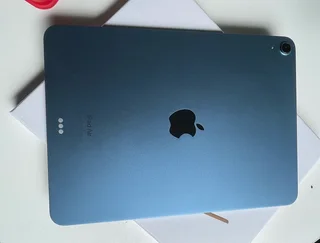 iPad Air 5th Gen Wifi Only M1 256GB