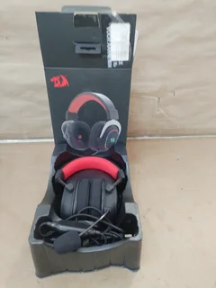 Redragon ZEUS X RGB 7.1 USB RGB Gaming Headset