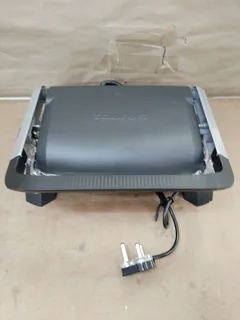 Taurus - Grill &amp; Co 4-Slice Panini Press (31.5cm x 24cm, 1800W) - Non-Stick