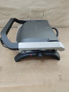 Taurus - Grill &amp; Co 4-Slice Panini Press (31.5cm x 24cm, 1800W) - Non-Stick