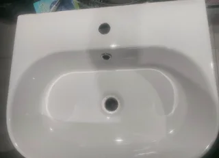 Bathroom basin