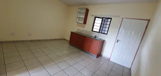 Large 1-bedroom Apartment to Let in Nazareth, Pinetown