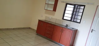 Large 1-bedroom Apartment to Let in Nazareth, Pinetown