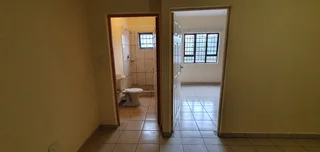 Large 1-bedroom Apartment to Let in Nazareth, Pinetown