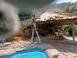 Thatching and Thatch Houses and Lapa Installations