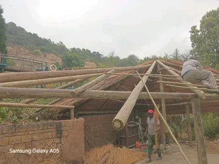 Thatching and Thatch Houses and Lapa Installations