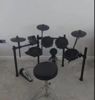 Alesis nitro mesh kit