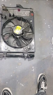 Fan And Radiator For Renault Sandero