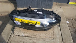 W171 A- Class Mercedes Benz Headlight