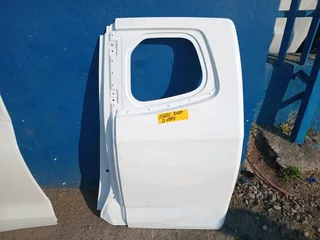 Isuzu D-max 2023&#43; Door