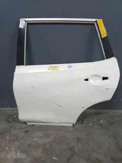Nissan X-trail Door