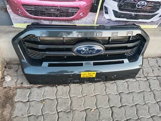 Ford Ranger T8 Wildtrak Grill