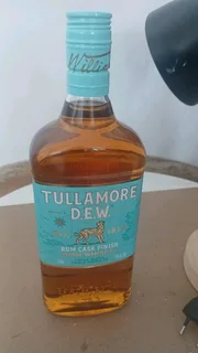 I&#39;m  selling  Tullamore wisky 750ml orange color