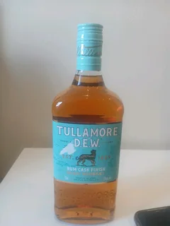 I&#39;m  selling  Tullamore wisky 750ml orange color