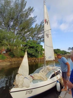 19 ft Hunter on Trailer R35,000. East coast. Call  or Whatsapp Anjé 0712961465