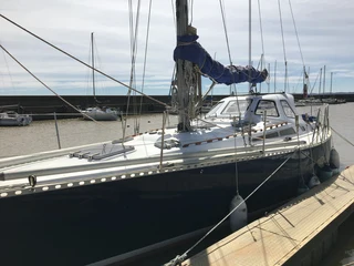 R700,000. 41 ft Vickers. Under refit. Call Anjé 0712961465