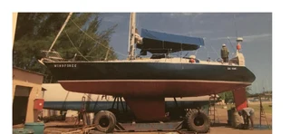 BARGAIN!!! 41 ft Vickers R700,000. VAAL. Transport R59k to R/Bay. Call Anjé 0712961465