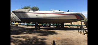 BARGAIN!!! 41 ft Vickers R700,000. VAAL. Transport R59k to R/Bay. Call Anjé 0712961465
