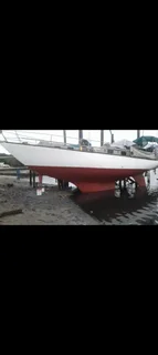 39 ft Hartley sailing yacht for sale R125k. Durban. Call Anjé 0712961465