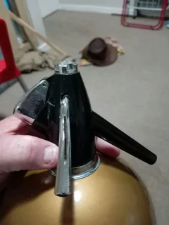 Globe master soda siphon