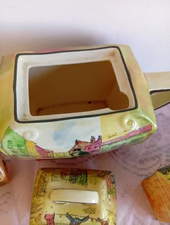 Lovely porcelain collection