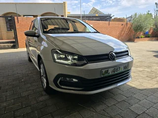 2025 Polo Vivo 1.6 Tiptronic