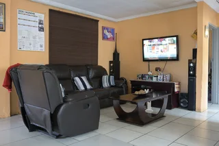 Property - Ad posted by Alucia Makapela