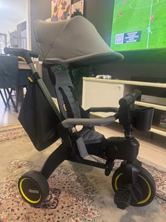 Doona Trike and Bicycle Convertible