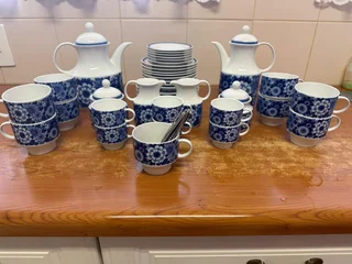 Tea set.