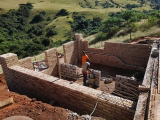 Handyman  / Builder / All Rounder Looking For Work