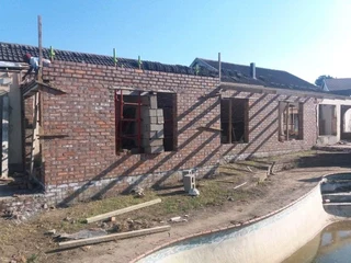 HANDYMAN  / BUILDER / ALL ROUNDER LOOKING FOR WORK