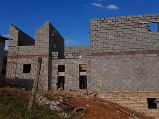 HANDYMAN / BUILDER / ALL ROUNDER LOOKING FOR WORK