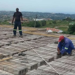 HANDYMAN / BUILDER / ALL ROUNDER LOOKING FOR WORK