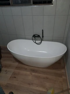 HANDYMAN / BUILDER / ALL ROUNDER LOOKING FOR WORK