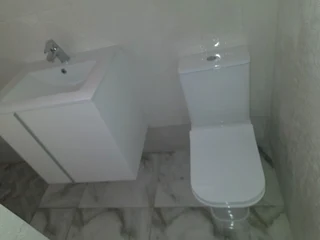 HANDYMAN / BUILDER / ALL ROUNDER LOOKING FOR WORK