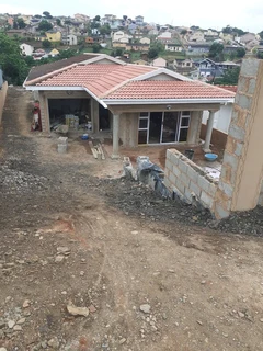 HANDYMAN / BUILDER / ALL ROUNDER LOOKING FOR WORK